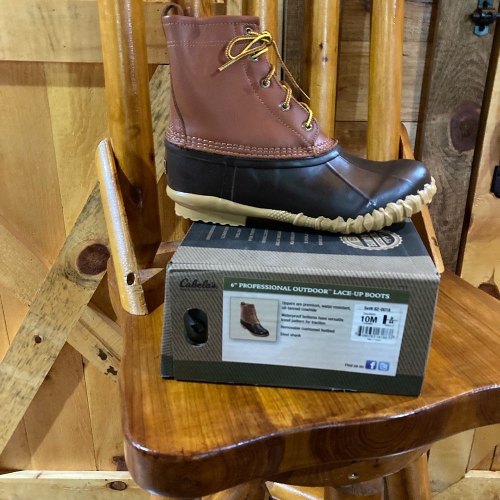 New in Box Cabela’s  Duck Boot Mens 10 M